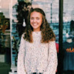 Meet your Posher, Lauren